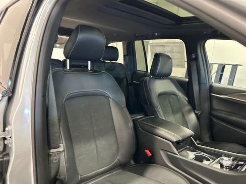 New 2026 Jeep Grand Cherokee Altitude image 34