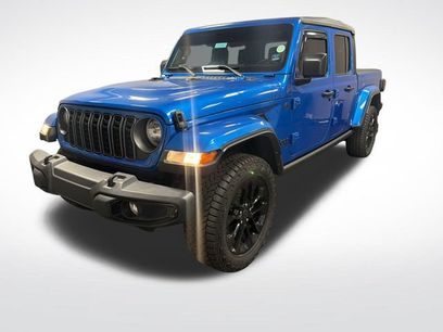 Used 2025 Jeep Gladiator Sport