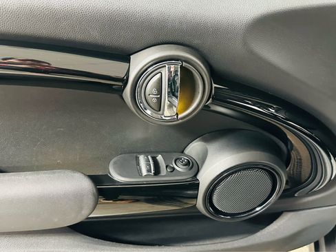 Used 2020 MINI Cooper S image 20