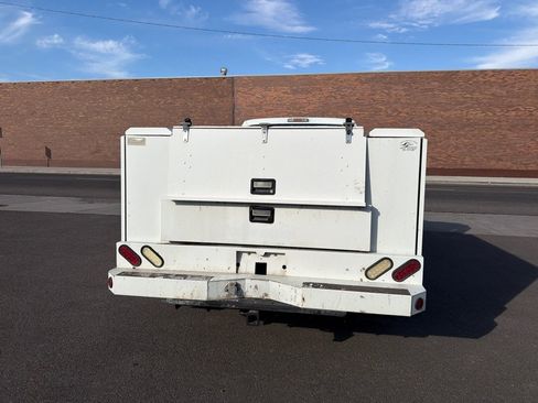Used 2013 Ford F250 XL w/ PWR Equipment Group RWD image 4