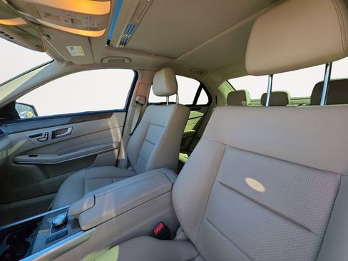 Used 2015 Mercedes-Benz E 350 4MATIC Sedan w/ Premium 1 Package image 9