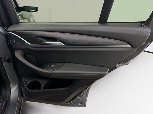 Used 2024 BMW X3 xDrive30i image 33