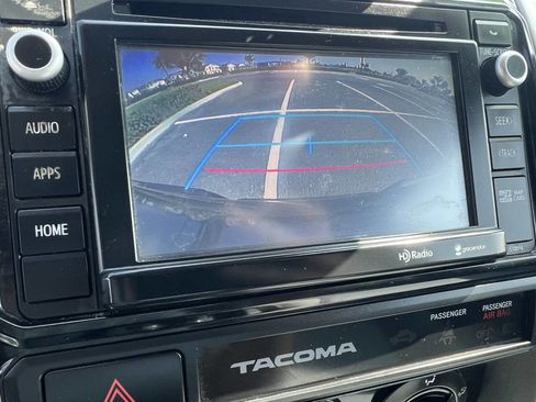 Used 2015 Toyota Tacoma PreRunner w/ TRD Sport Package RWD image 30