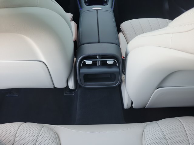 Used 2026 Mercedes-Benz E 350 4MATIC Sedan image 23