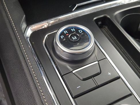 Used 2023 Ford Expedition Max XLT image 30