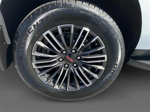 New 2026 GMC Yukon XL Elevation w/ LPO, Get Active Package image 10