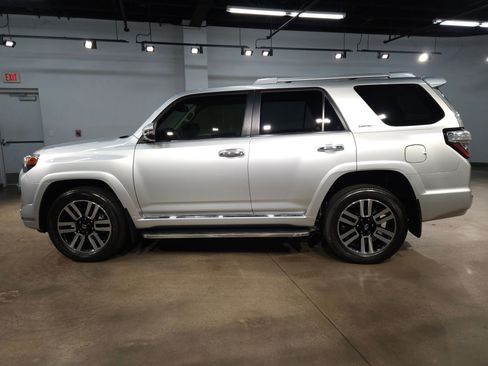 Certified 2024 Toyota 4Runner Limited AWD/4WD image 4