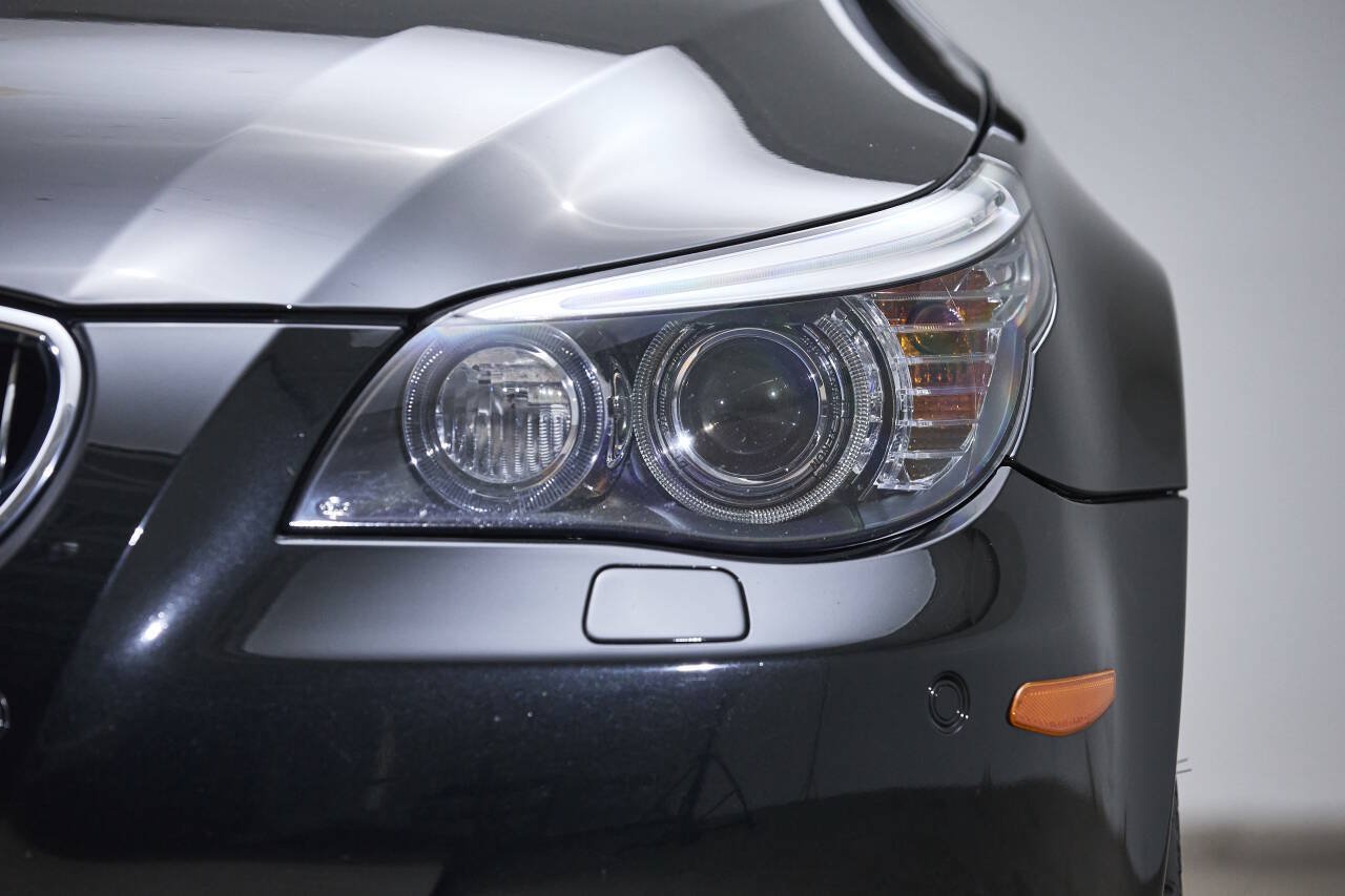 Used 2008 BMW M5 RWD image 18