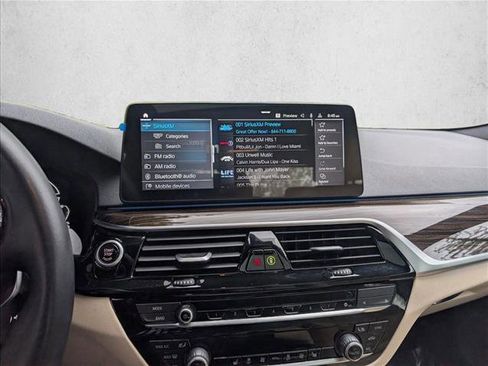 Certified 2023 BMW 530e w/ Convenience Package RWD image 16