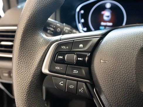 Used 2020 Honda Accord EX image 17