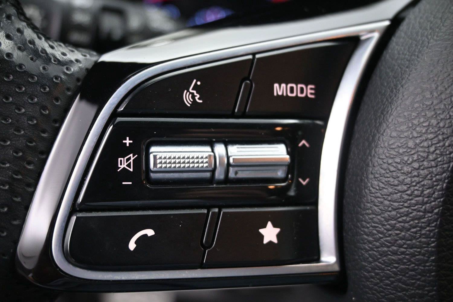 Used 2023 Kia Forte GT-Line FWD image 7