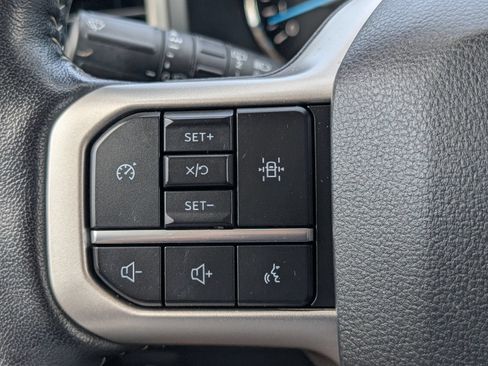 Used 2022 Ford Expedition XLT RWD image 23