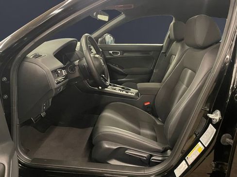 Used 2023 Honda Civic Sport image 9