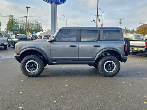 Certified 2022 Ford Bronco Badlands w/ Sasquatch Package image 6