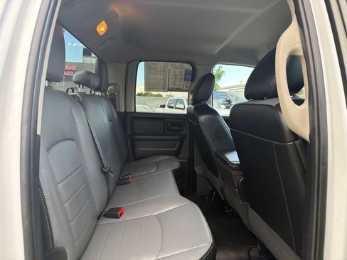 Used 2022 RAM 1500 Tradesman w/ Chrome Appearance Group AWD/4WD image 15