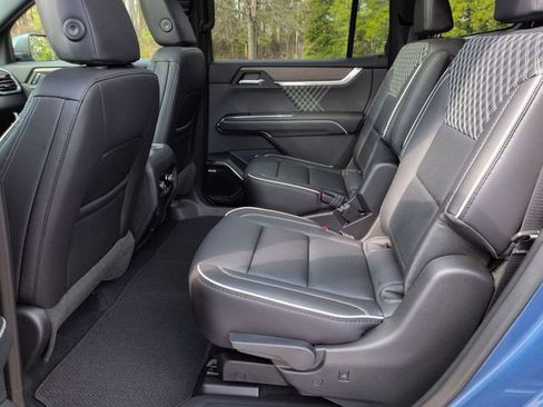 New 2026 GMC Acadia Denali w/ Super Cruise Package image 24