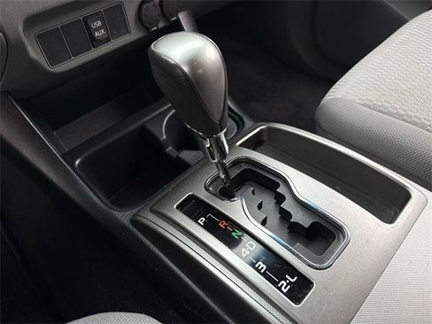 Used 2014 Toyota Tacoma PreRunner w/ SR5 Package image 21