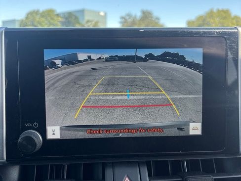 Used 2025 Toyota RAV4 XLE FWD image 11