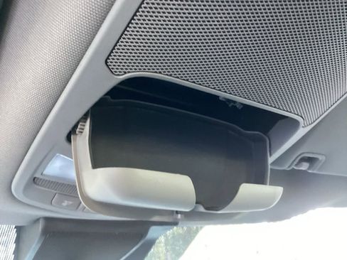 Used 2022 Ford F250 XL w/ Power Equipment Group image 62