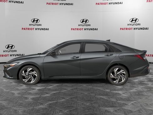 New 2026 Hyundai Elantra Sport FWD image 3