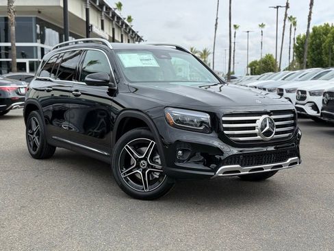 New 2026 Mercedes-Benz GLB 250 image 1