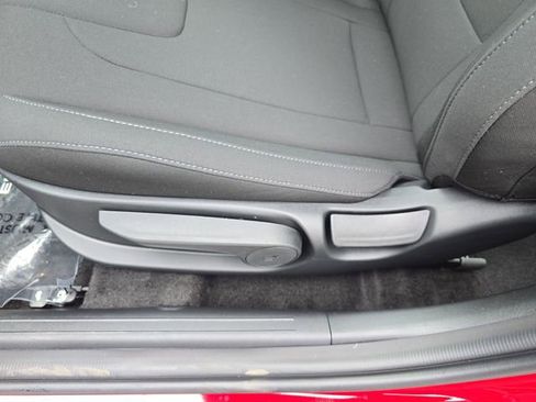 New 2025 Hyundai Elantra SEL image 12