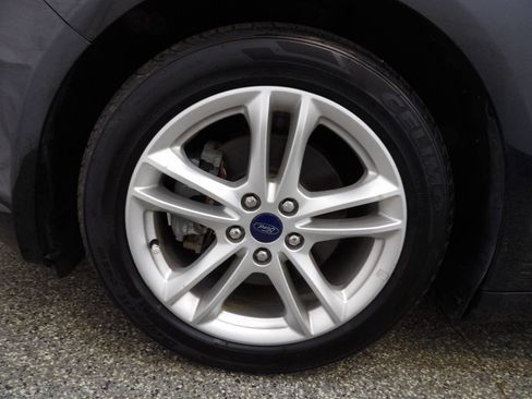 Used 2018 Ford Fusion S FWD image 18