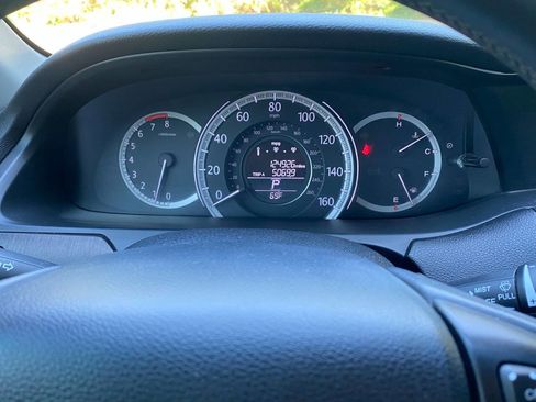 Used 2013 Honda Accord EX-L image 22