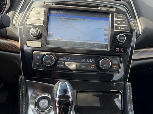 Used 2016 Nissan Maxima Platinum FWD image 31