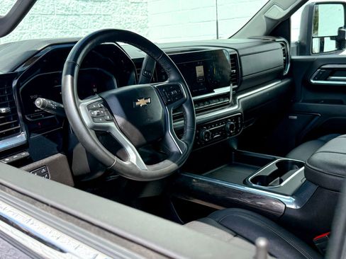 Certified 2024 Chevrolet Silverado 3500 LTZ w/ LTZ Premium Package AWD/4WD image 16
