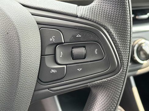 Used 2026 Buick Envista Preferred FWD image 30
