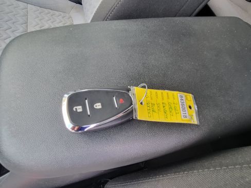 Certified 2022 Chevrolet Equinox LS w/ LS Convenience Package FWD image 39