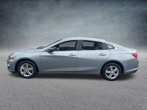 Used 2023 Chevrolet Malibu LS image 9