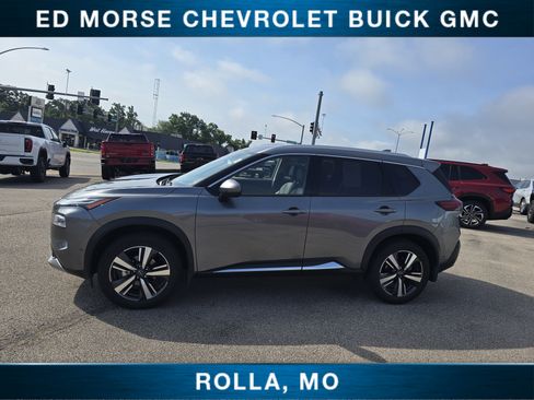 Used 2023 Nissan Rogue Platinum w/ Platinum Premium Package FWD image 6