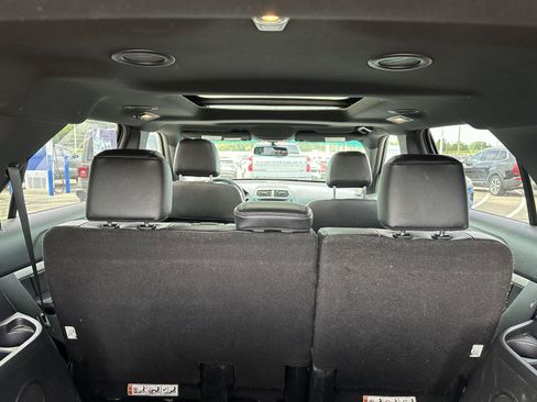 Used 2016 Ford Explorer XLT w/ Equipment Group 202A AWD/4WD image 8