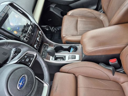 Used 2019 Subaru Ascent Touring AWD/4WD image 22