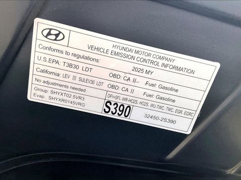 Certified 2025 Hyundai Santa Cruz SEL image 35