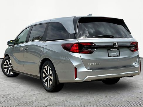 New 2026 Honda Odyssey EX-L image 4