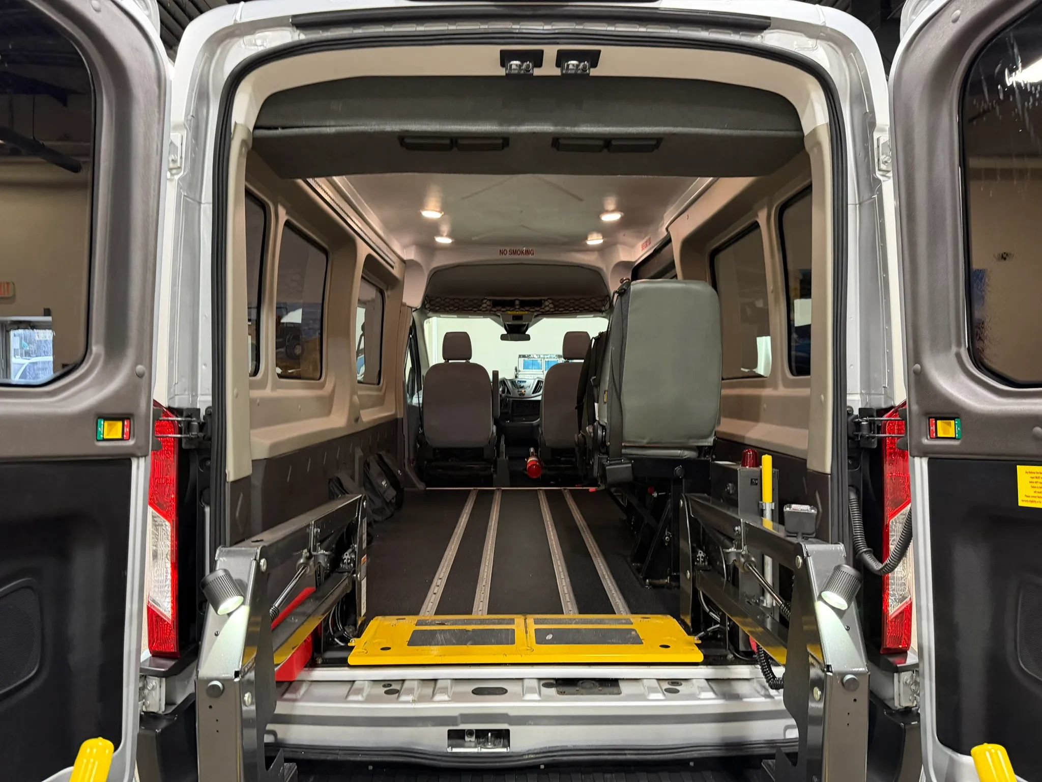 Used 2019 Ford Transit 250 148 Medium Roof RWD image 52