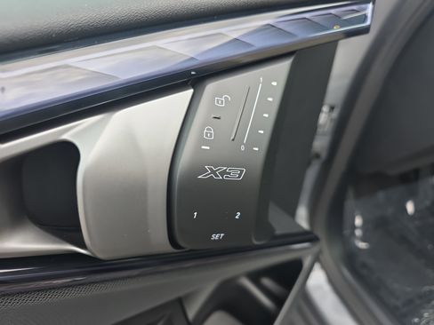 New 2026 BMW X3 xDrive30 w/ Premium Package image 17