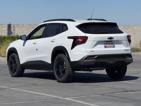 New 2025 Chevrolet Trax ACTIV w/ Driver Confidence Package image 4