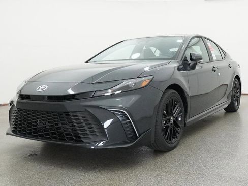 New 2026 Toyota Camry SE image 22