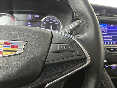 Used 2021 Cadillac XT5 Premium Luxury AWD/4WD image 15
