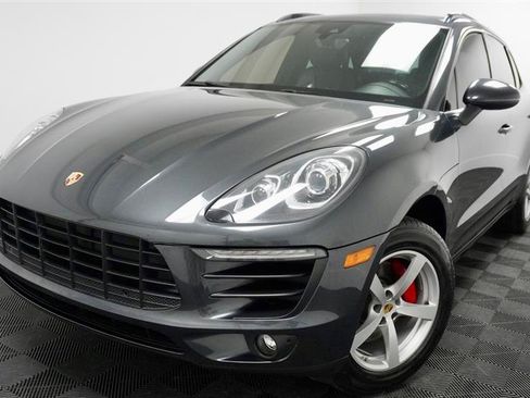 Used 2018 Porsche Macan AWD/4WD image 61