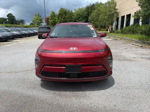 Used 2025 Hyundai Kona SEL FWD image 1