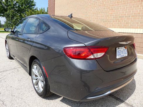 Used 2015 Chrysler 200 S w/ Navigation & Sound Group I FWD image 6