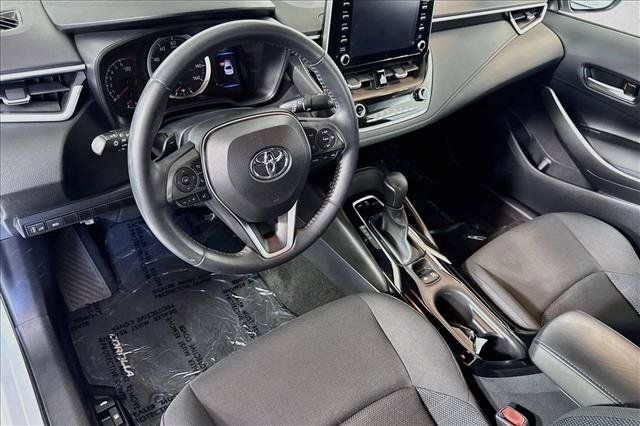 Used 2020 Toyota Corolla SE w/ Carpet Mat Package (TMS) FWD image 9