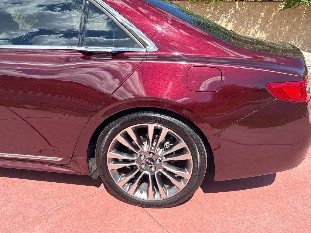 Used 2017 Lincoln Continental Select w/ Climate Package AWD/4WD image 35