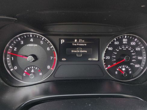 Used 2024 Kia Forte LXS image 17