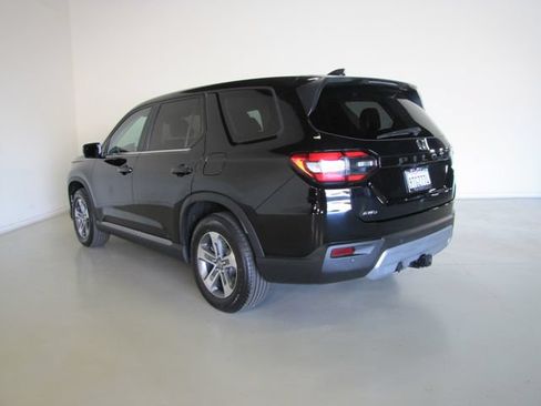 Certified 2025 Honda Pilot EX-L image 22